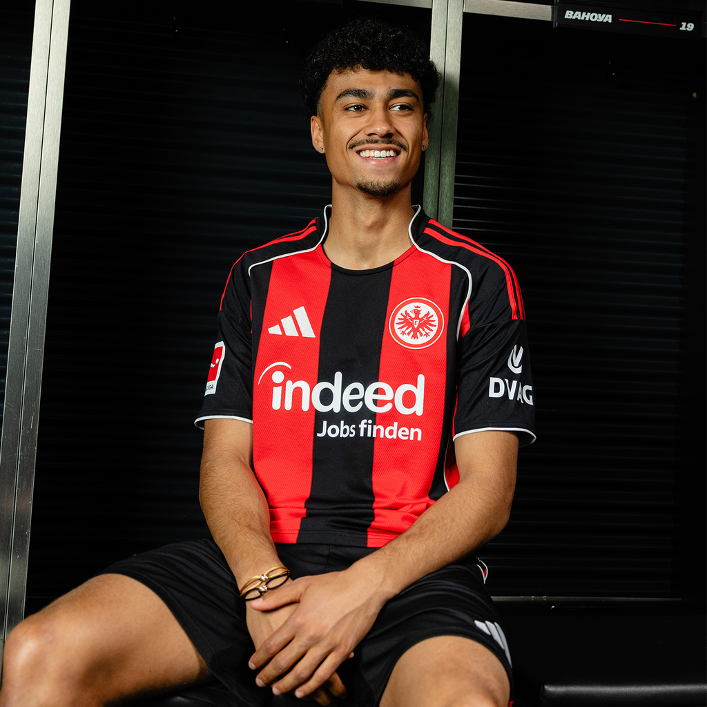 Camiseta Eintracht Frankfurt 2025/26 - 1ª Equipación