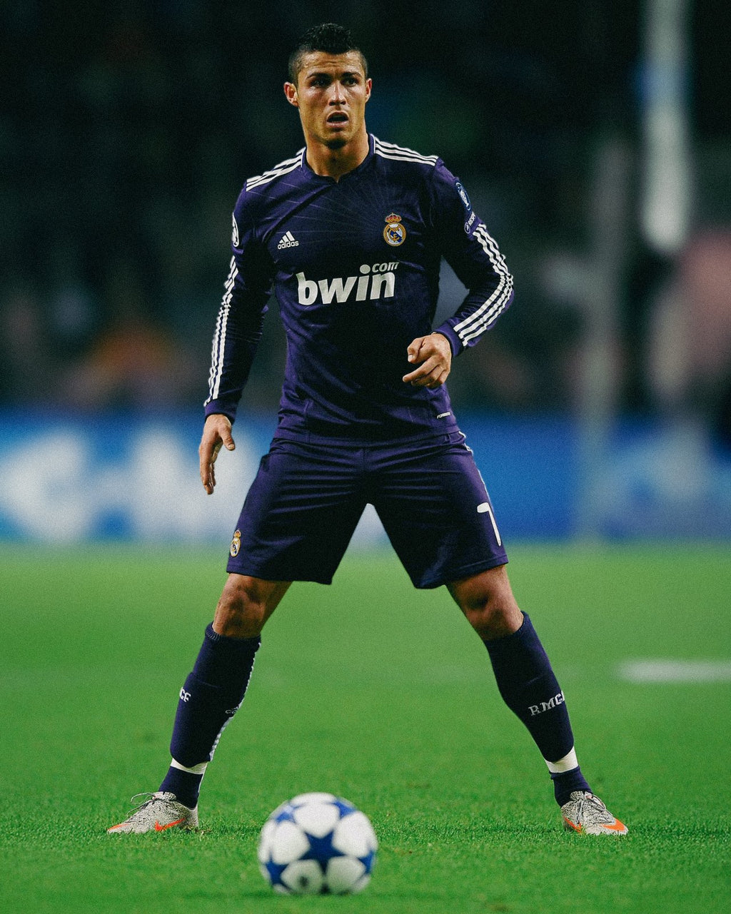 Camiseta Retro Real Madrid 2010/11 - 3ª Equipación