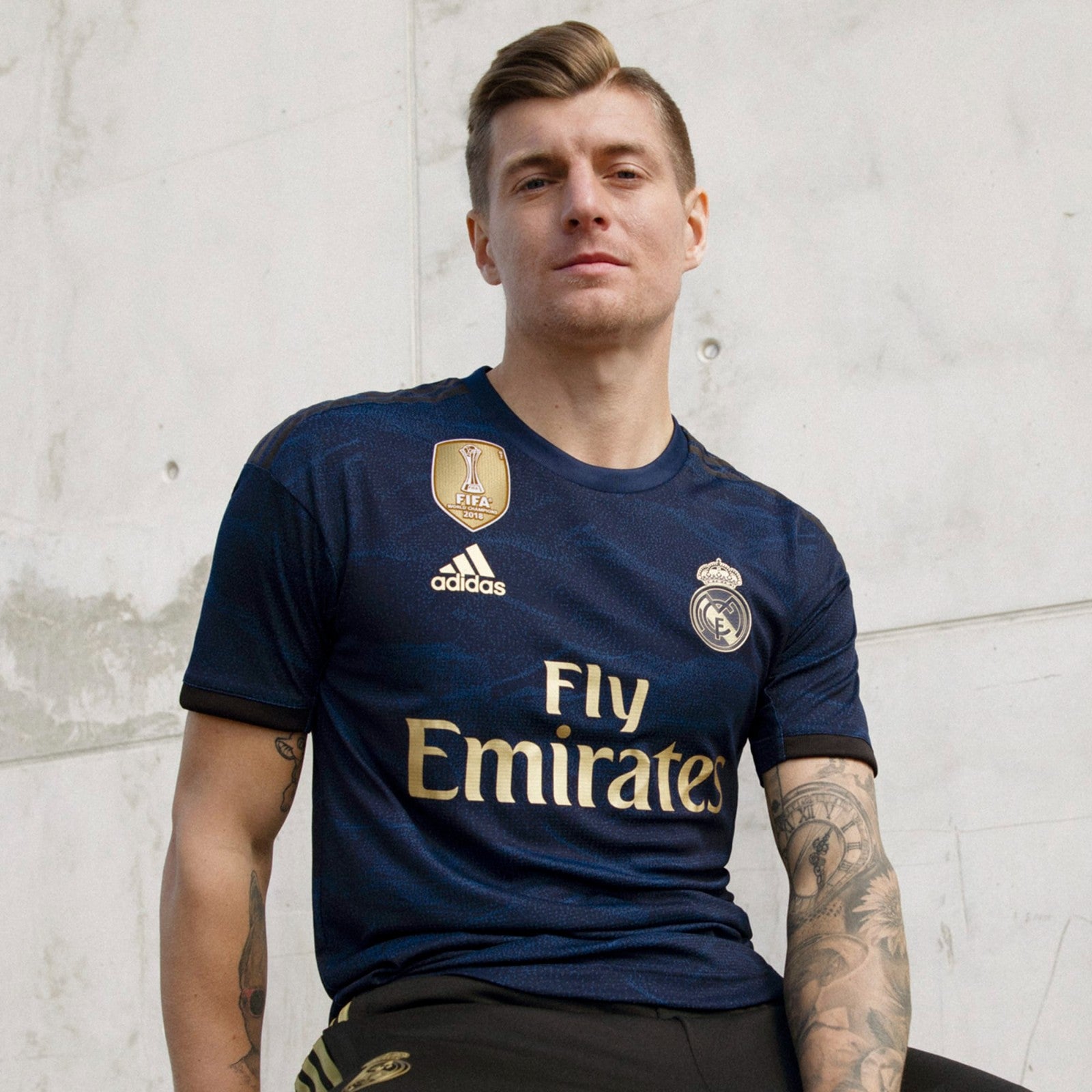 Camiseta Retro Real Madrid 2019/20 - 2ª Equipación