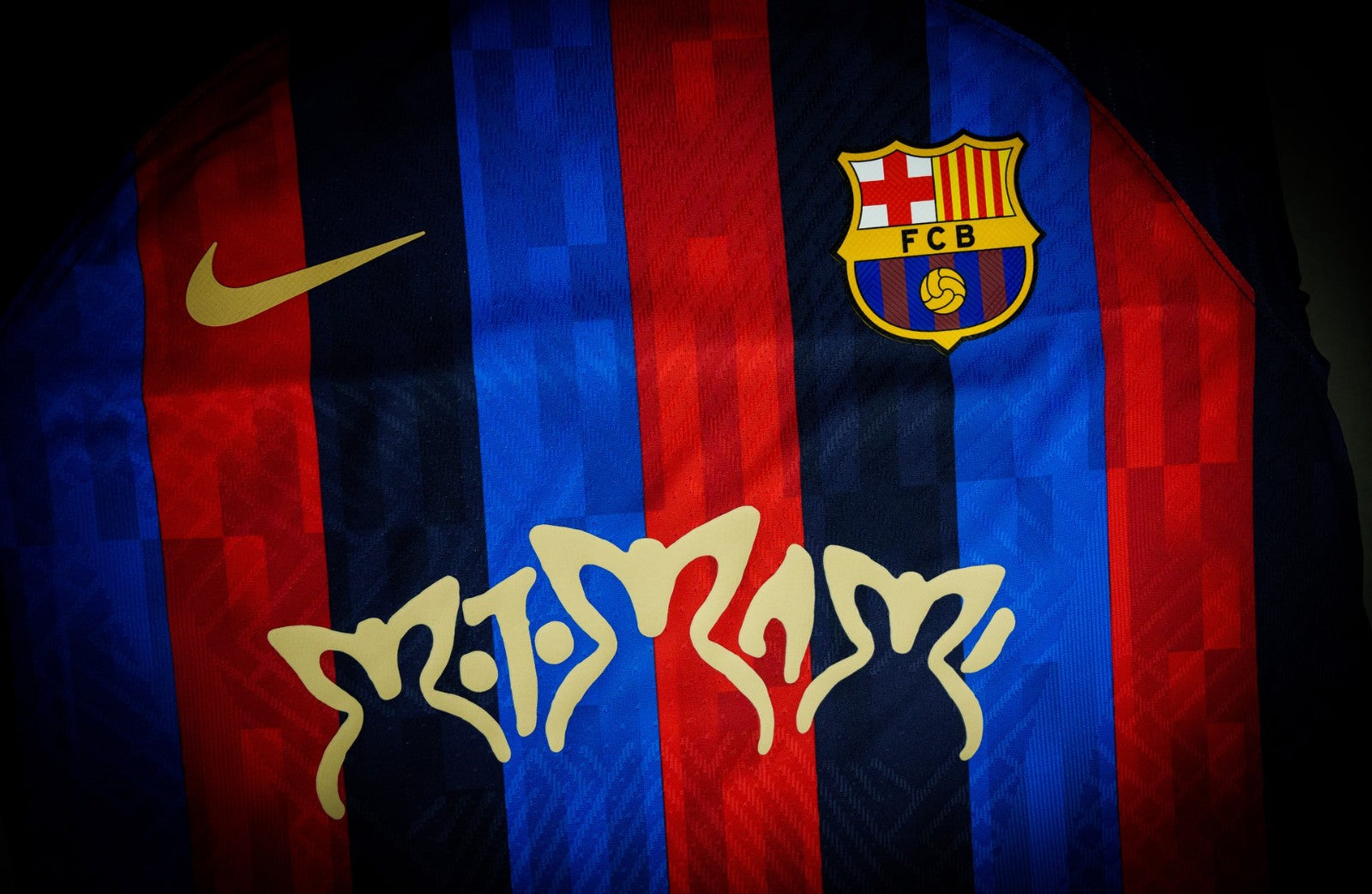 Camiseta Fc Barcelona Rosalia Motomami 2022/23 - 1ª Equipación Edición Cantante