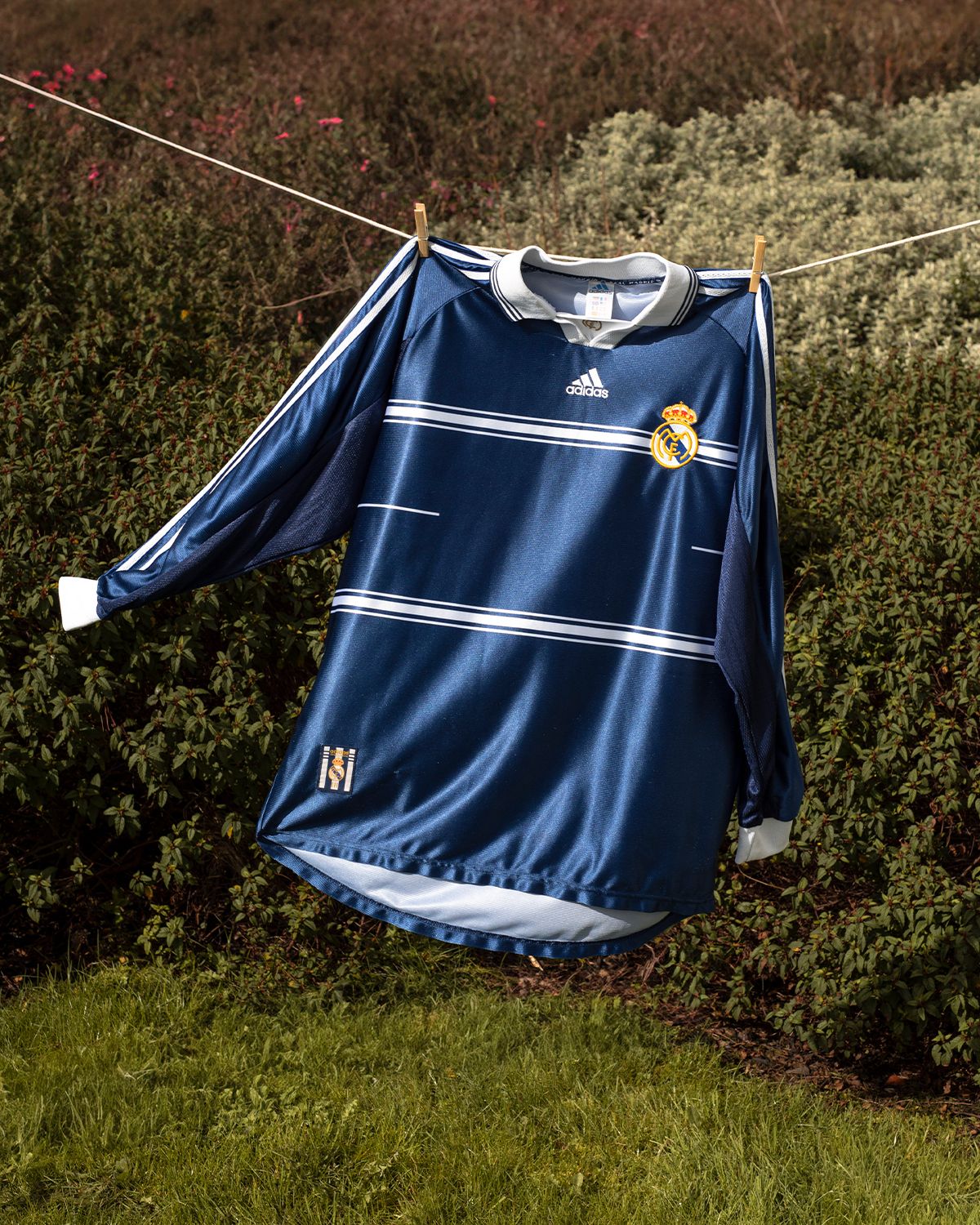 Camiseta Retro Real Madrid 1998/99 - 2ª Equipación Manga Larga