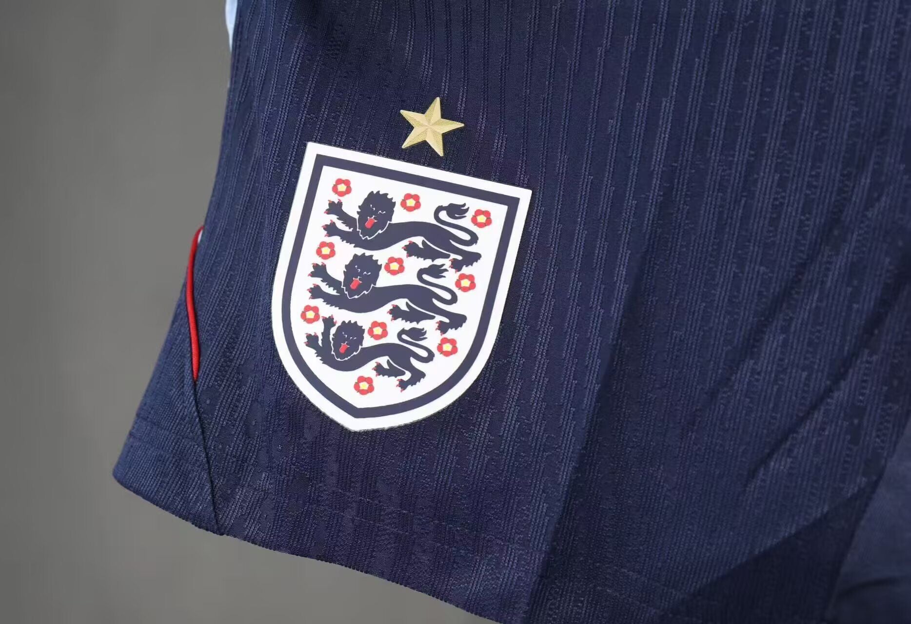 Pantalón Corto Inglaterra Mundial 2026 - 1ª Equipación Entrenamiento (Con bolsillos)