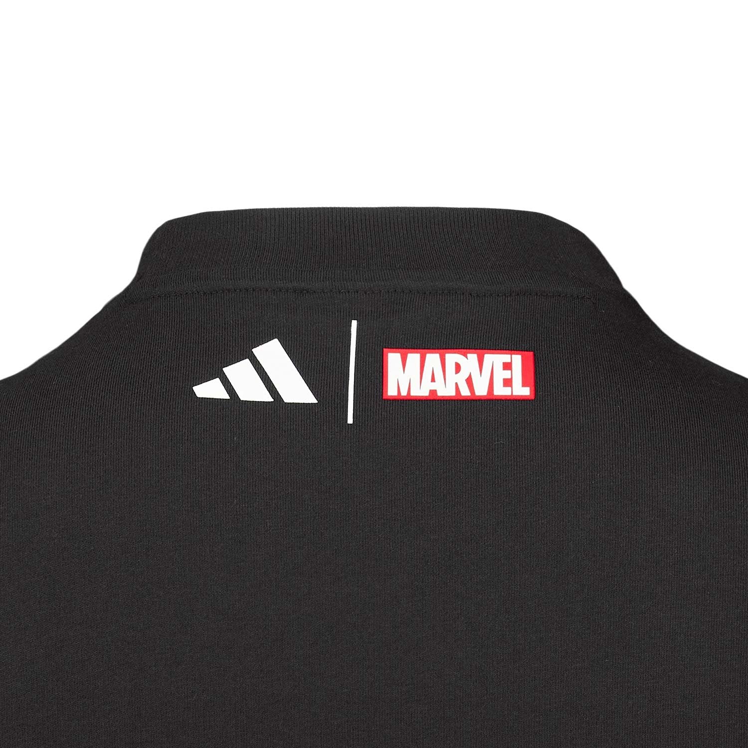 Camiseta Real Madrid 2025/26 - Edición Especial Marvel (Negra)