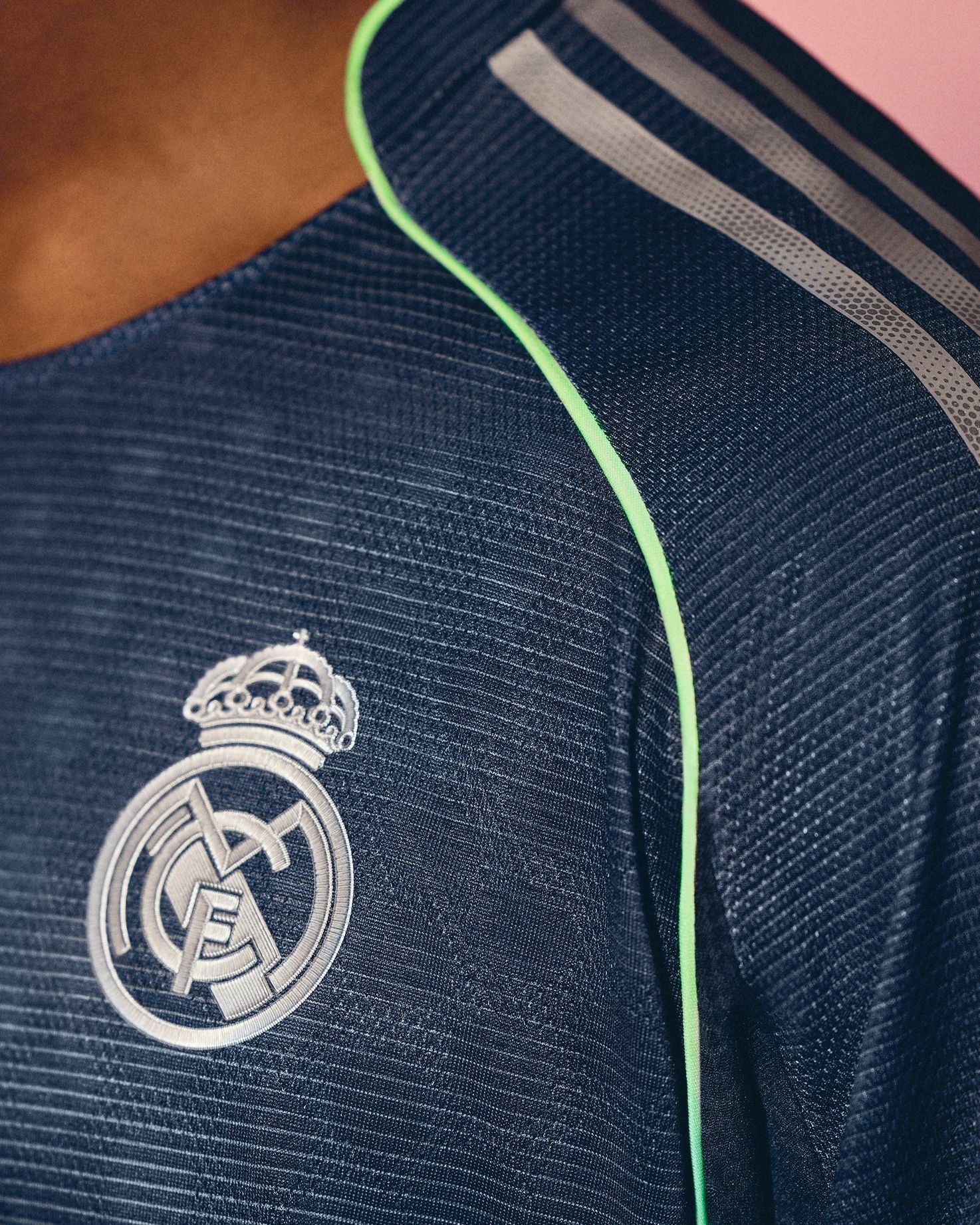 Camiseta Real Madrid 2025/26 - 2ª Equipación