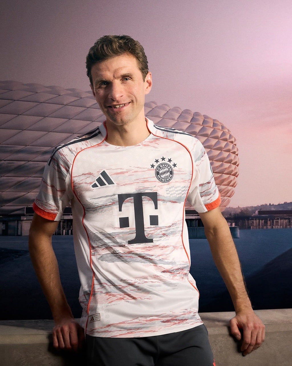 Camiseta Bayern Múnich 2025/26 - 2ª Equipación