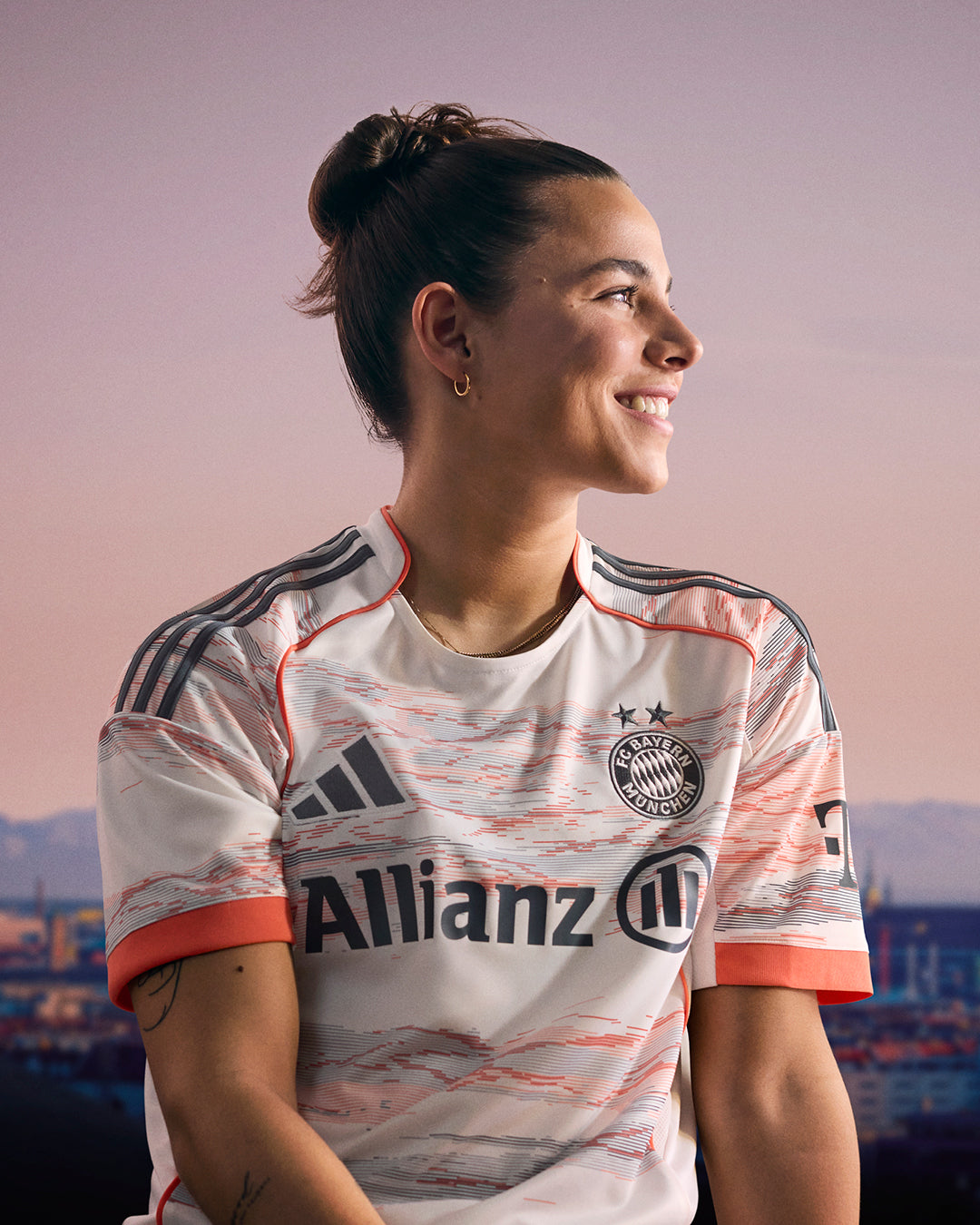 Camiseta Bayern Múnich 2025/26 - 2ª Equipación