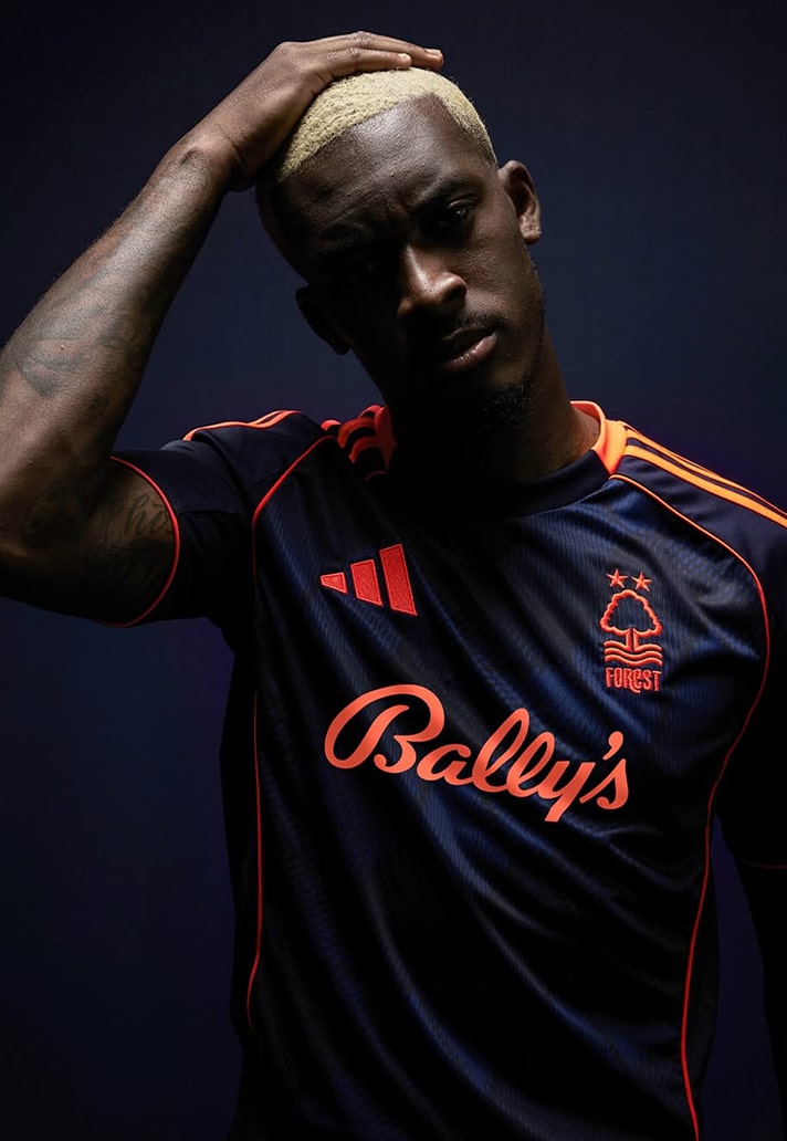 Camiseta Nottingham Forest 2025/26 - 3ª Equipación