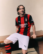 Camiseta Ac Milán 2026/27 - 1ª Equipación