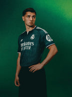 Camiseta Real Madrid 2026/27 - 2ª Equipación