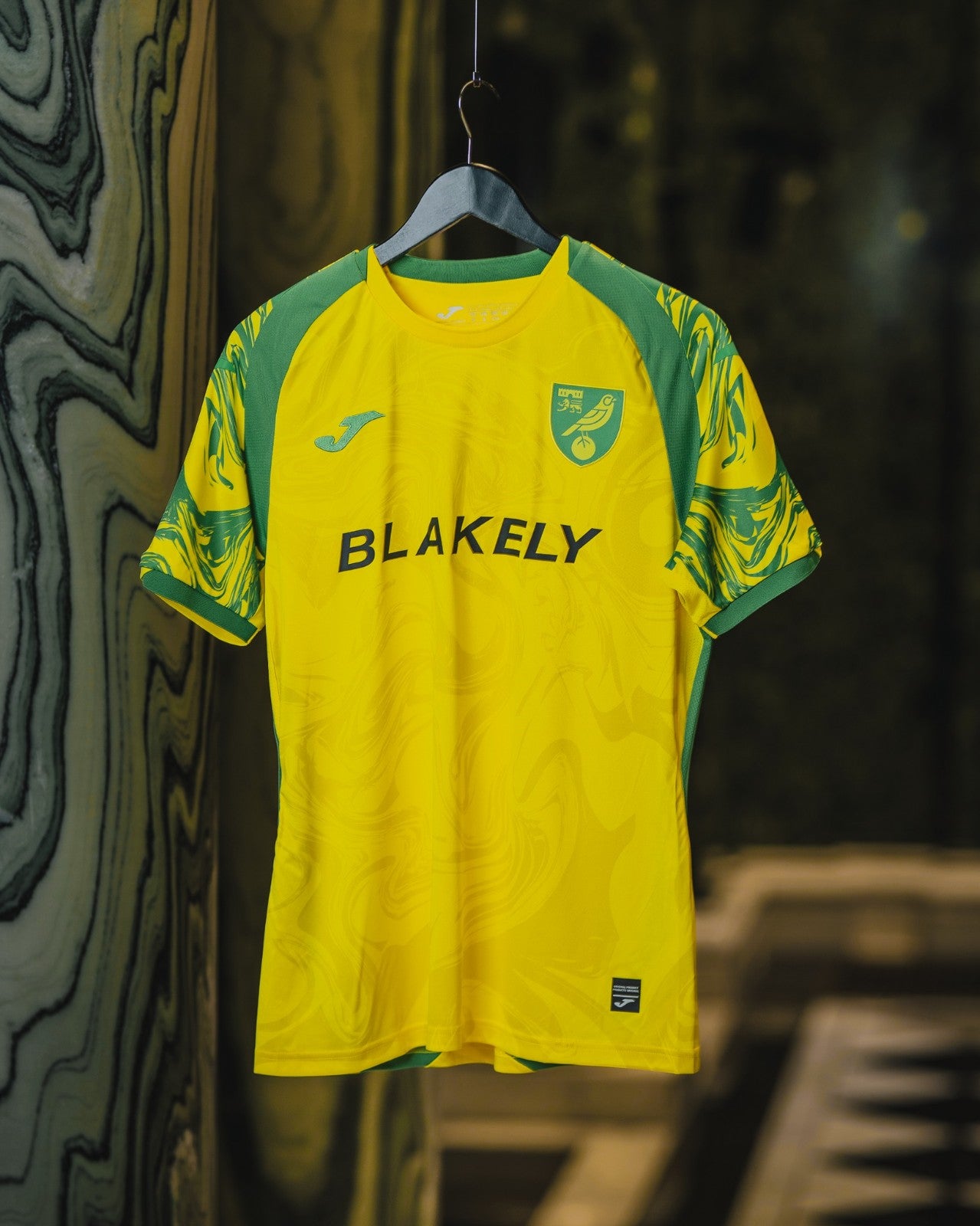 Camiseta Norwich City 2026/27 - 1ª Equipación